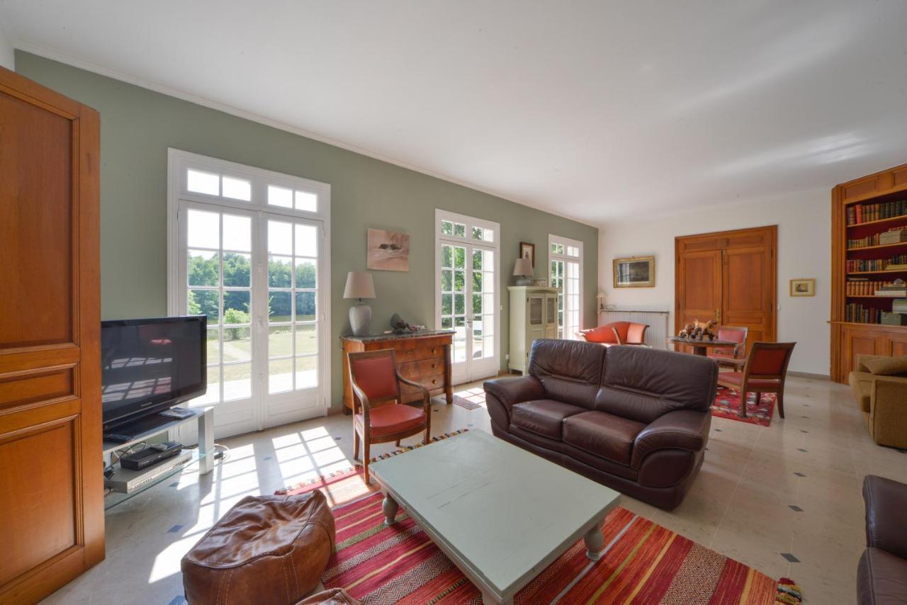 La Genetiere - Grande Maison Avec Etang En Sologne Mery-es-Bois Bagian luar foto